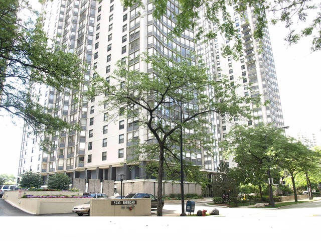 5701 North Sheridan Road, Unit 10G Chicago, IL 60660 - Photo 1 of 2 a view of city with tall buildings