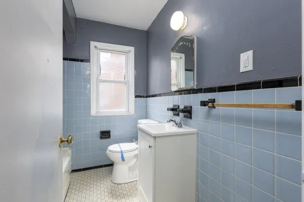 $1,375 | 20267 Ashton Avenue, Detroit, MI 48219
