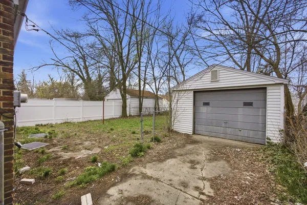 $1,375 | 20267 Ashton Avenue, Detroit, MI 48219