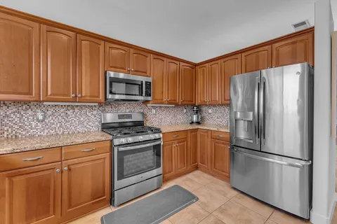 $695,000 | 245 Strada Fortuna, Palm Desert, CA 92260