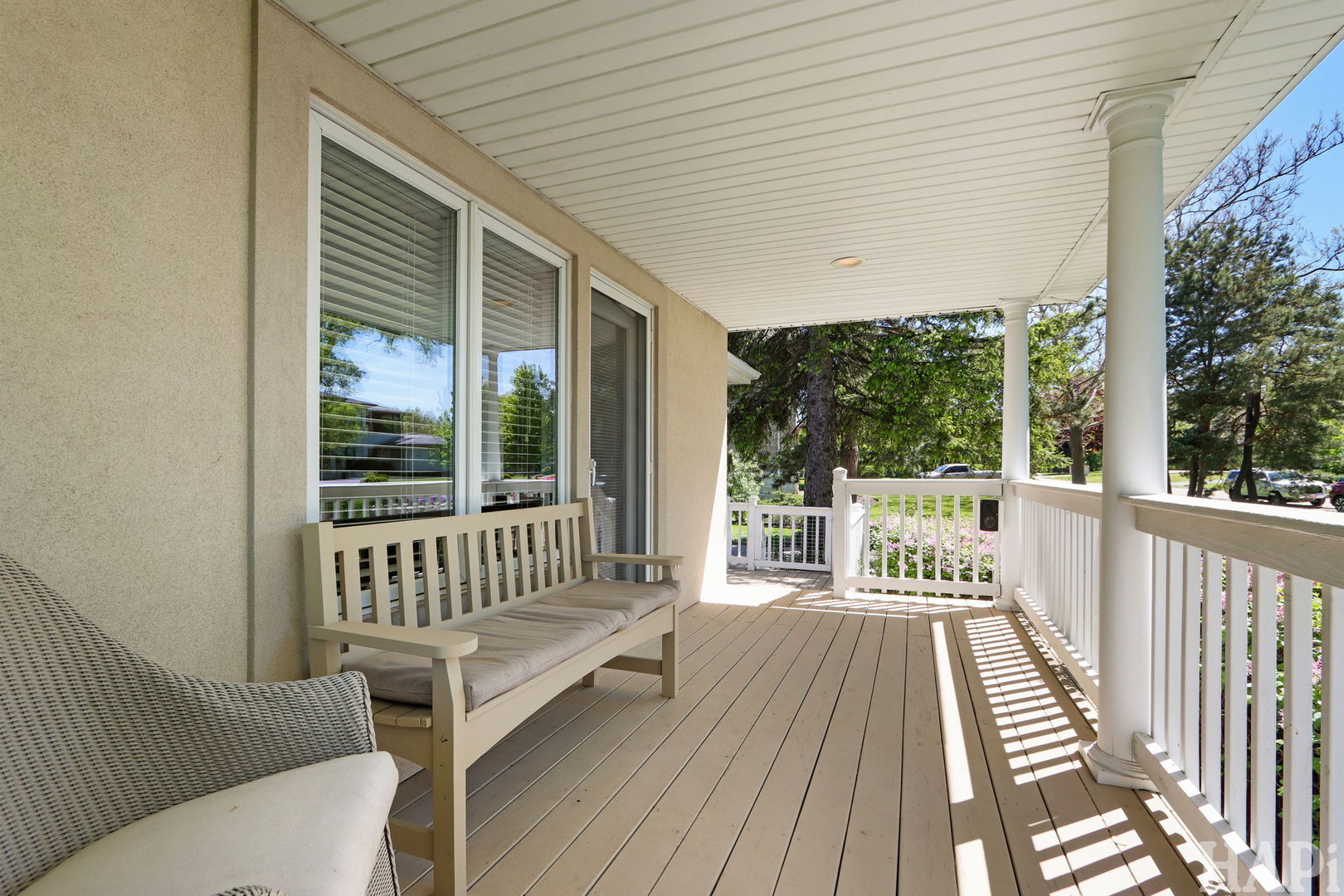 225 Spruce Road Northbrook, IL 60062 - Photo 3 of 40