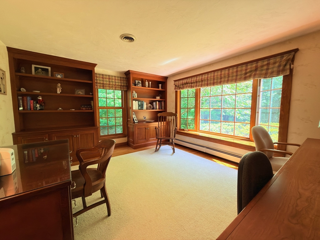 19 Bubbling Brook Road Walpole, MA 02081 - Photo 9 of 32