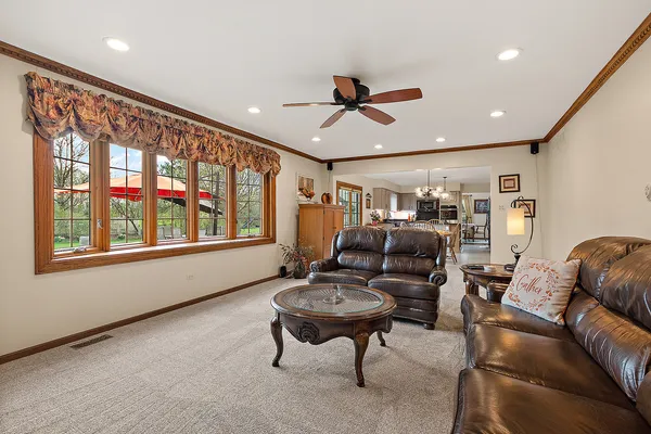 $650,000 | 10711 Landings Drive, Orland Park, IL 60467