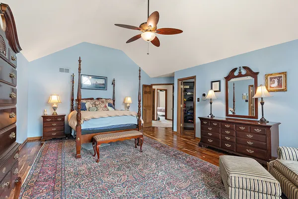 $650,000 | 10711 Landings Drive, Orland Park, IL 60467