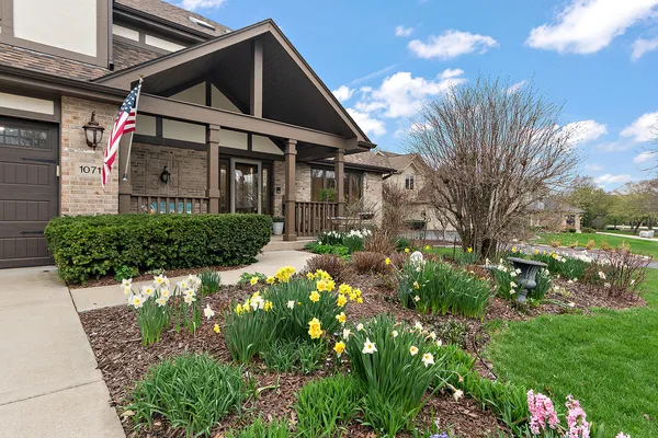 $650,000 | 10711 Landings Drive, Orland Park, IL 60467
