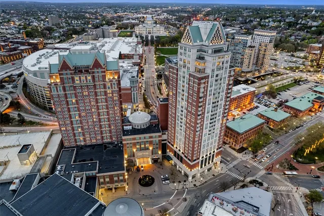 $1,050,000 | 1 West Exchange Street, Unit 2604, Providence, RI 02903