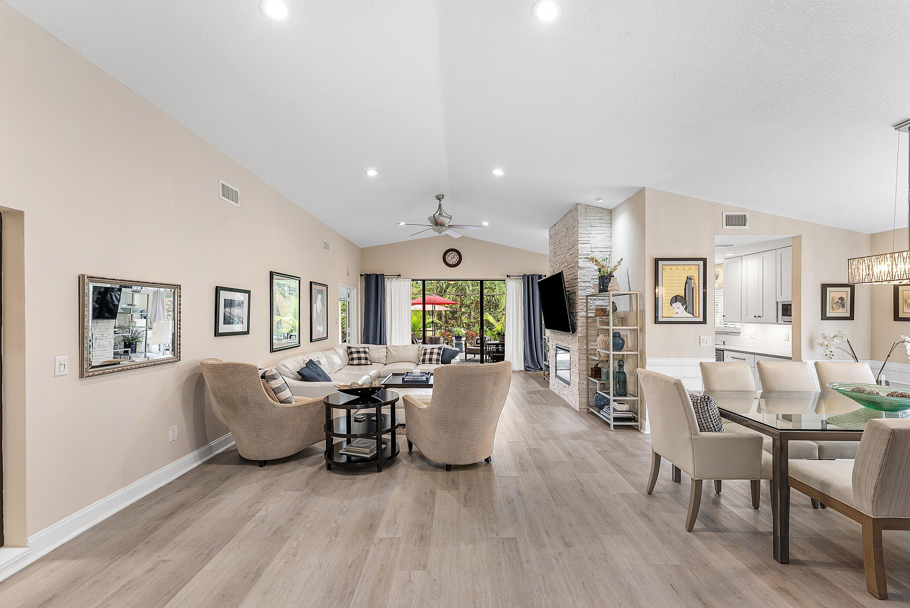 21380 Bridgeview Drive Boca Raton, FL 33428 - Photo 8 of 64 011-21380BridgeviewDrive-BocaRaton-FL-33