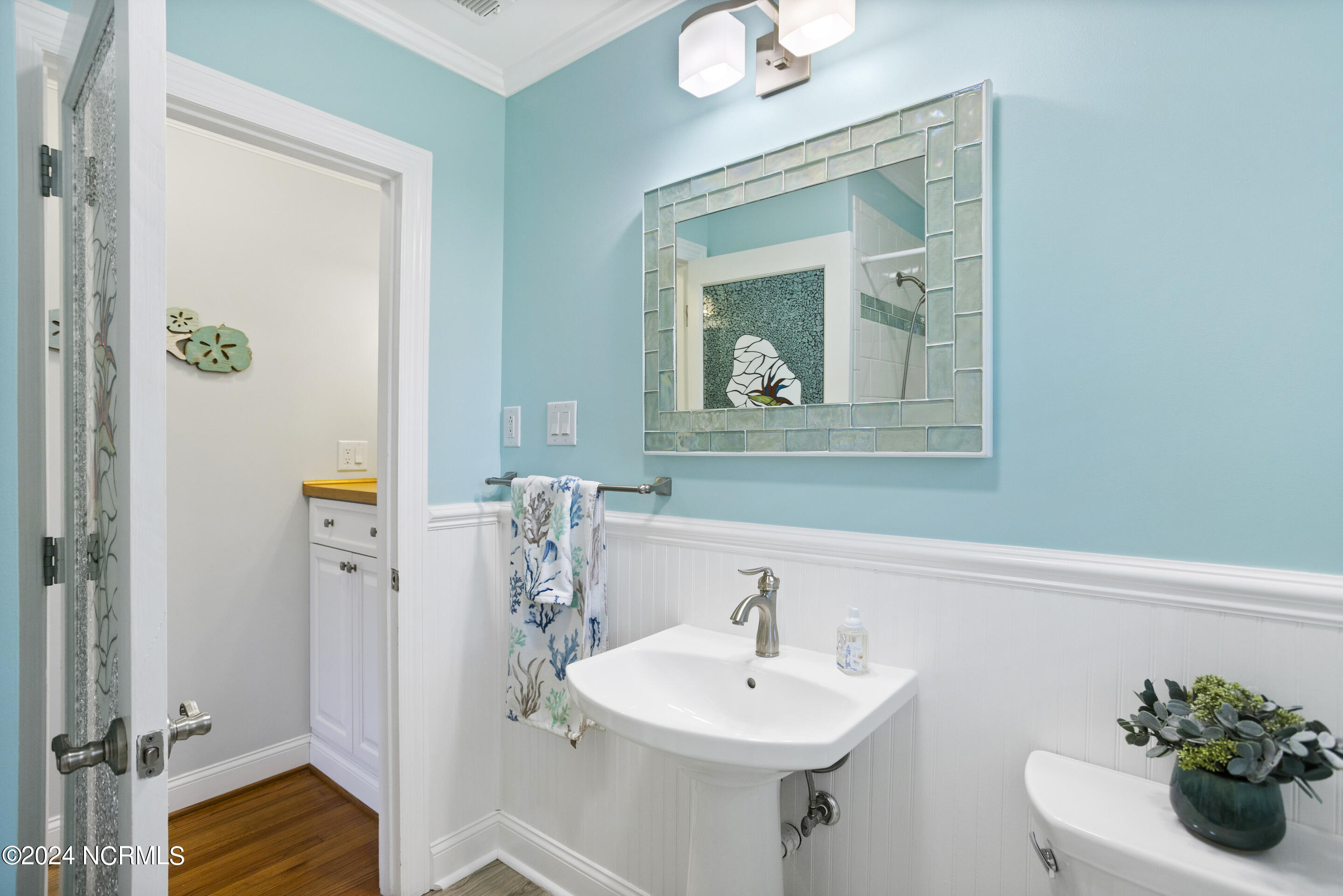 3926 Edgewood Road Wilmington, NC 28403 - Photo 24 of 47 3926 Edgewood Master Bath 4