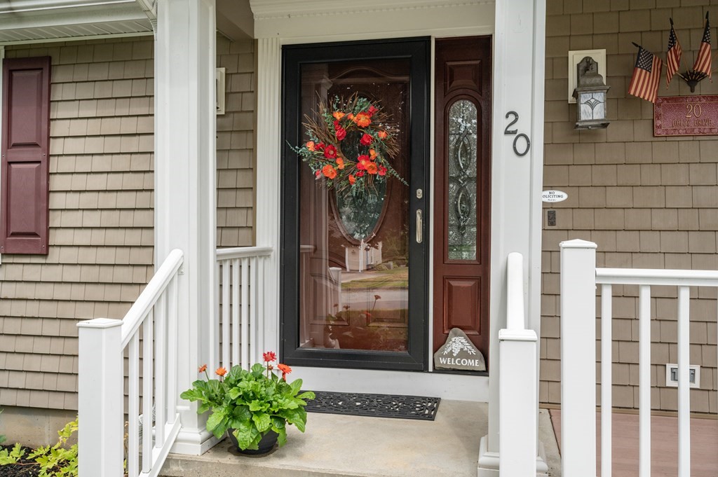 20 Dolly Drive Worcester, MA 01604 - Photo 3 of 32