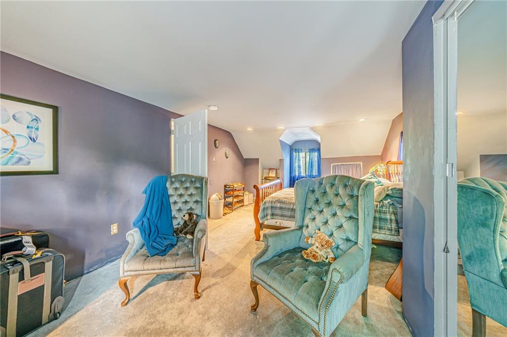 2904 Laketon Road Pittsburgh, PA 15235 - Photo 20 of 37 Gallery Image 20