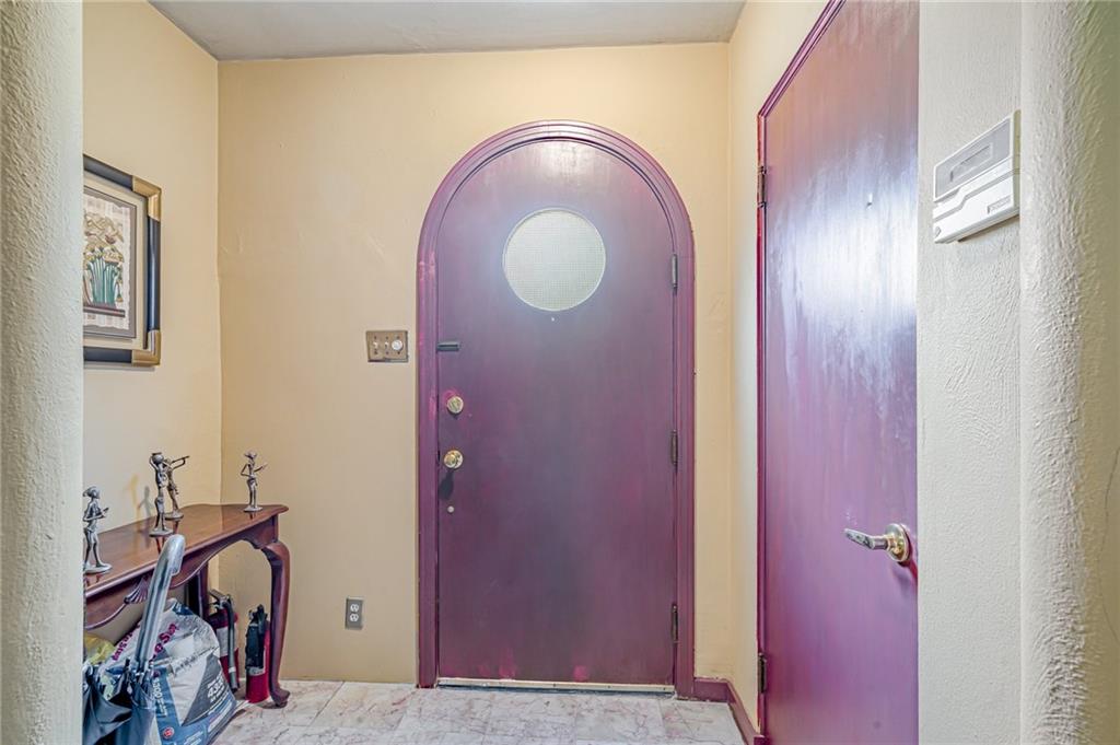 2904 Laketon Road Pittsburgh, PA 15235 - Photo 3 of 37 Gallery Image 3