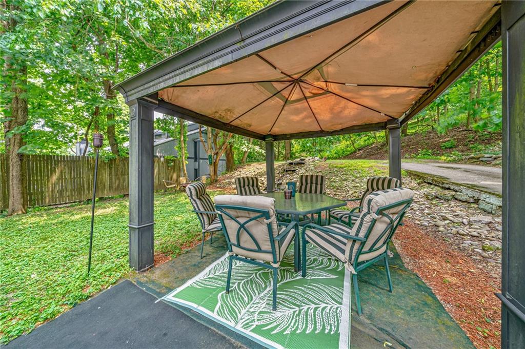 2904 Laketon Road Pittsburgh, PA 15235 - Photo 34 of 37 Gallery Image 34