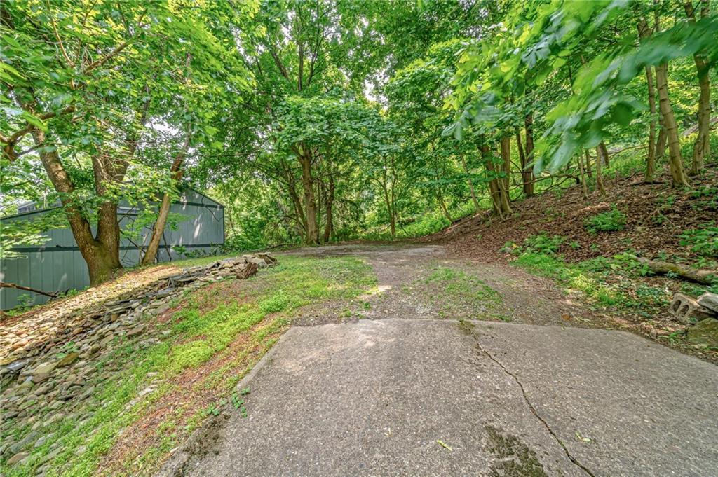 2904 Laketon Road Pittsburgh, PA 15235 - Photo 36 of 37 Gallery Image 36