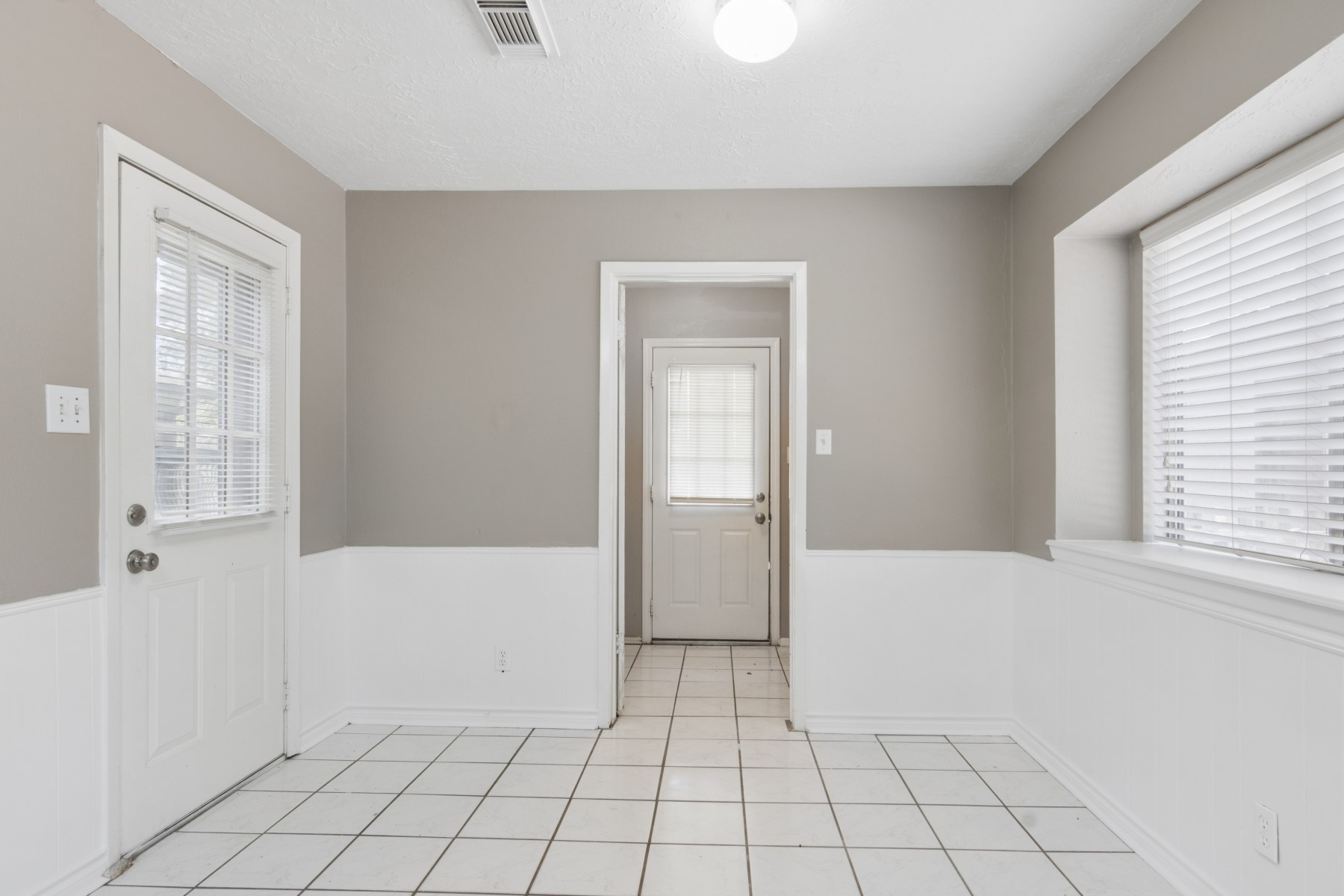 2607 Allyson Court Spring, TX 77373 - Photo 9 of 25 a view of an empty room with window