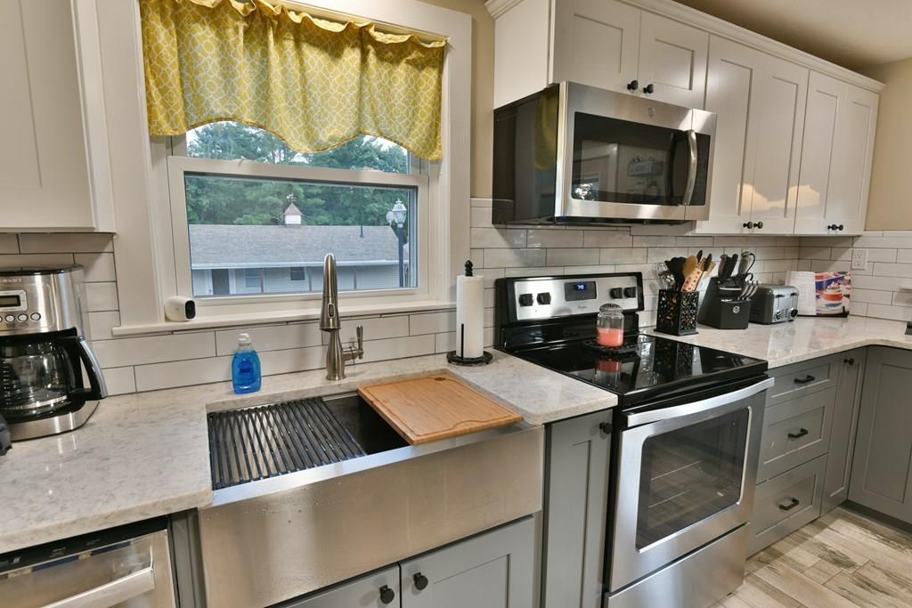 67 Old Worcester Road Webster, MA 01570 - Photo 17 of 33 Gallery Image 17