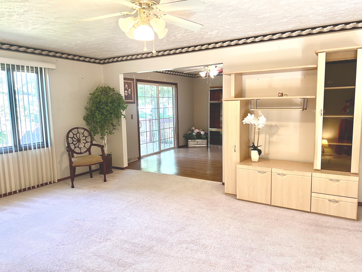 207 South Hershey Road Bloomington, IL 61704 - Photo 5 of 45