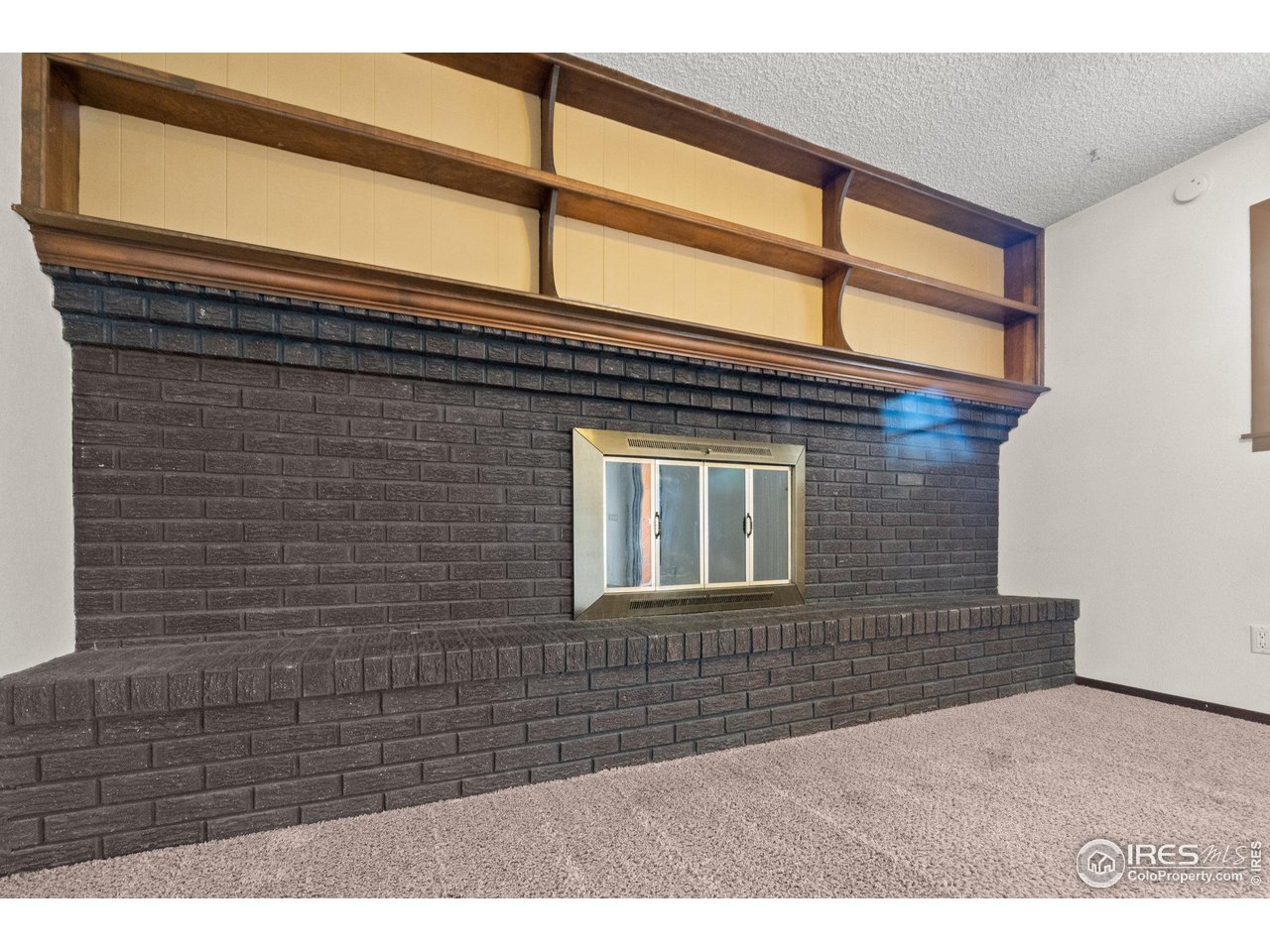 310 Apache Street Fort Morgan, CO 80701 - Photo 16 of 50 a view of an entrance of the house