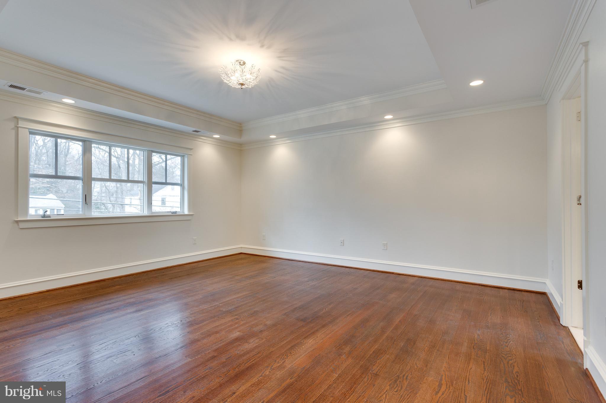 2541 Military Road Arlington, VA 22207 - Photo 13 of 30 Bedroom (Master)