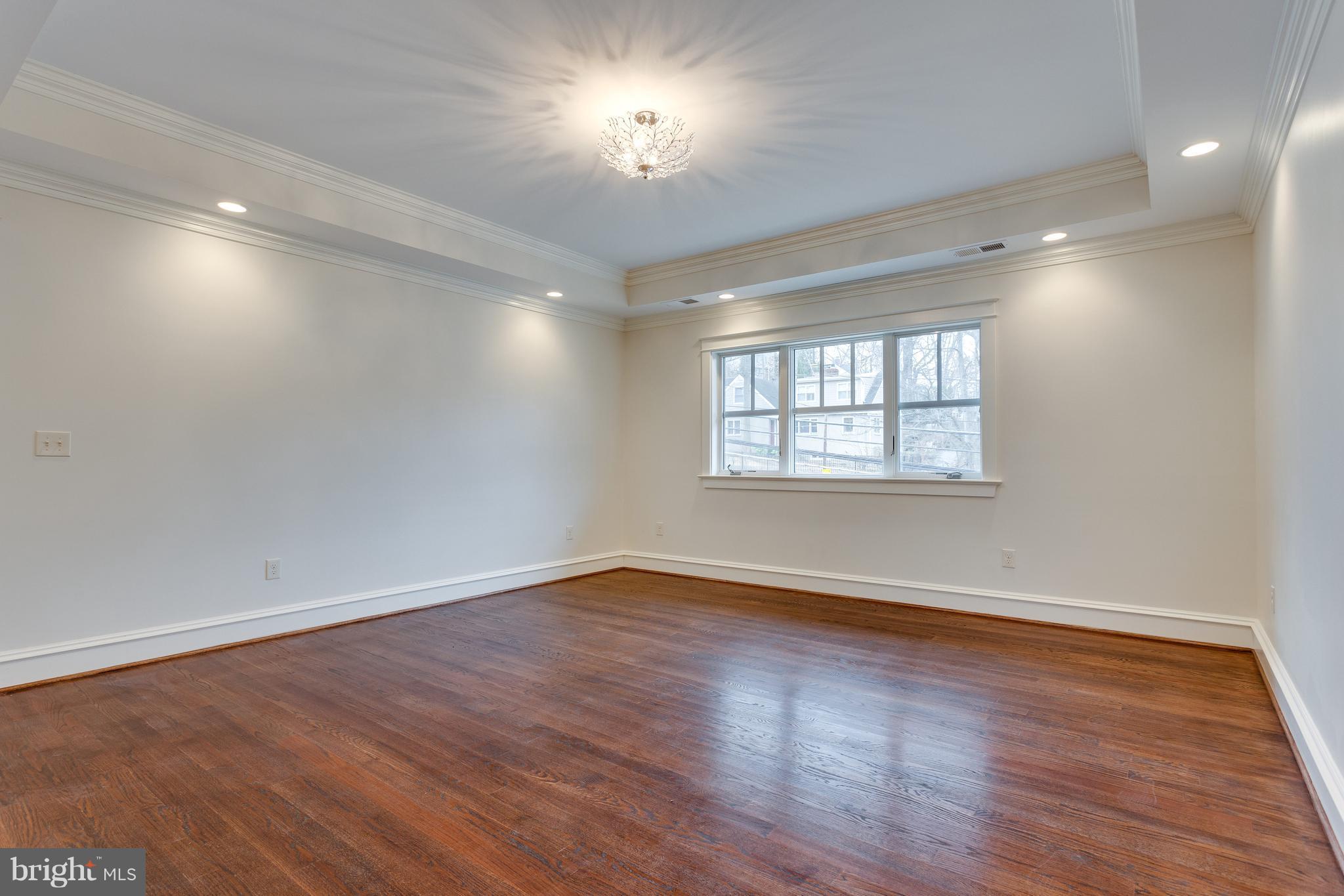 2541 Military Road Arlington, VA 22207 - Photo 15 of 30 Bedroom (Master)