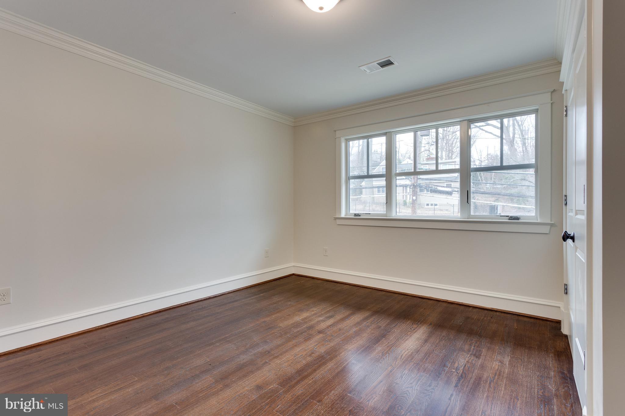 2541 Military Road Arlington, VA 22207 - Photo 19 of 30 Bedroom