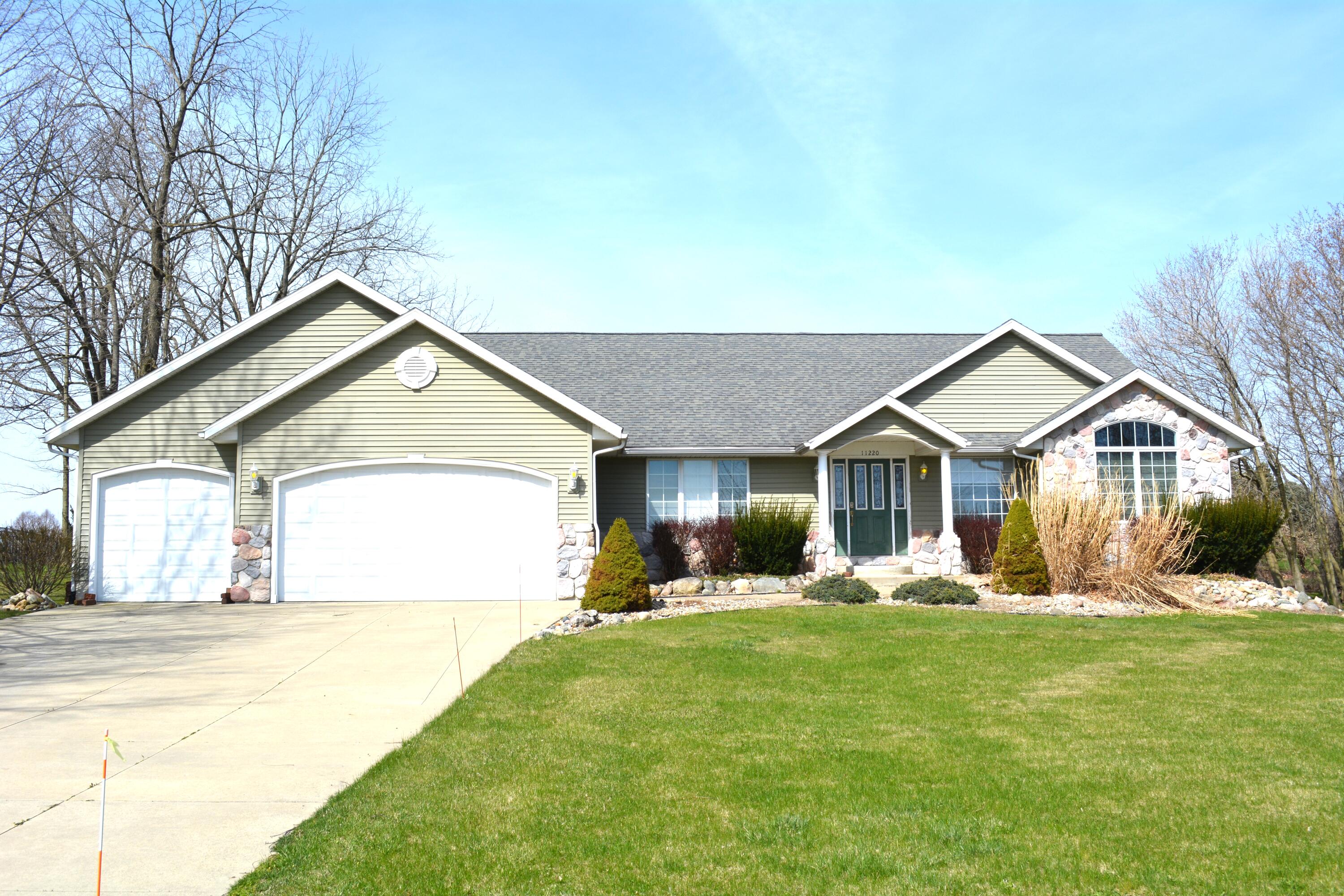 11220 Hankerd Road Pleasant Lake, MI 49272 - Photo 1 of 10 1
