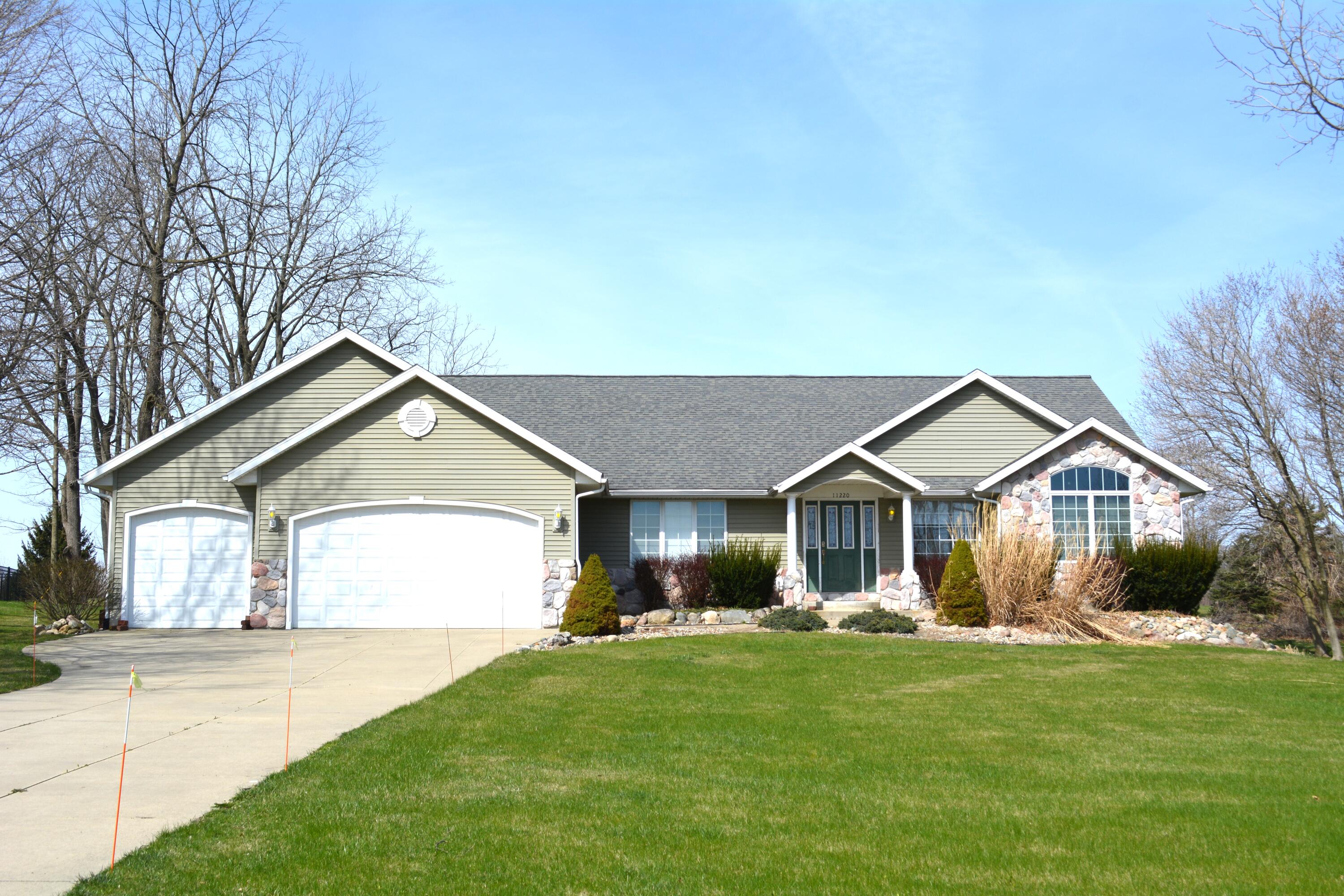 11220 Hankerd Road Pleasant Lake, MI 49272 - Photo 2 of 10 2
