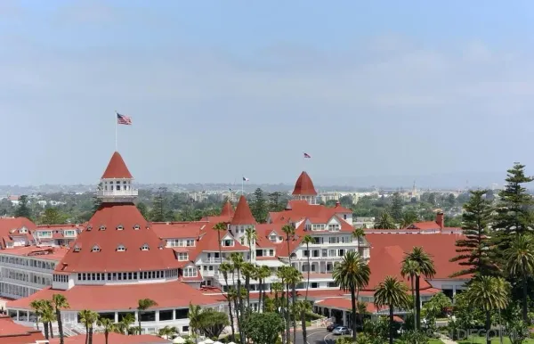 $7,500 | 1720 Avenida Del Mundo, Unit 1501, Coronado, CA 92118