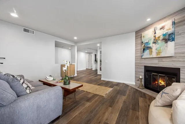 $895,000 | 2168 South Coast Highway, Oceanside, CA 92054