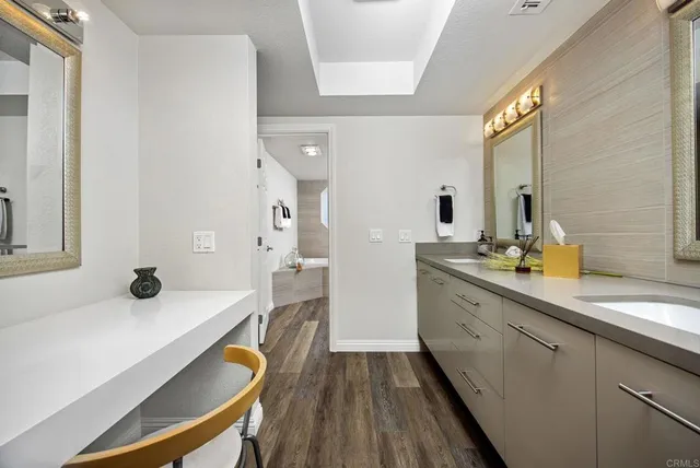 $895,000 | 2168 South Coast Highway, Oceanside, CA 92054