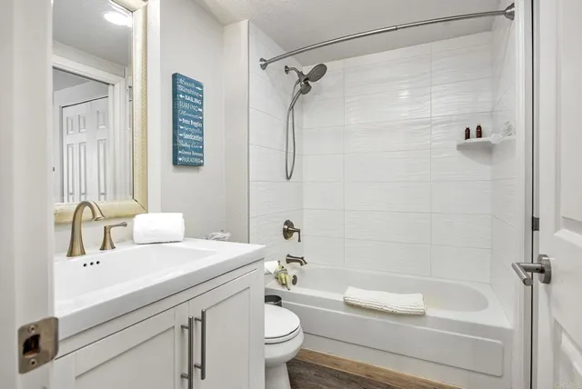 $895,000 | 2168 South Coast Highway, Oceanside, CA 92054