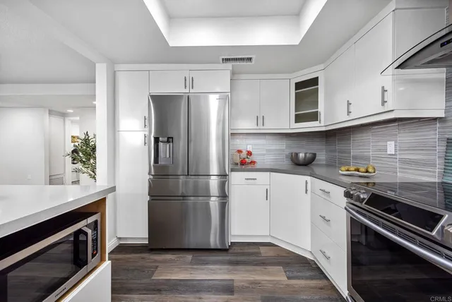 $895,000 | 2168 South Coast Highway, Oceanside, CA 92054