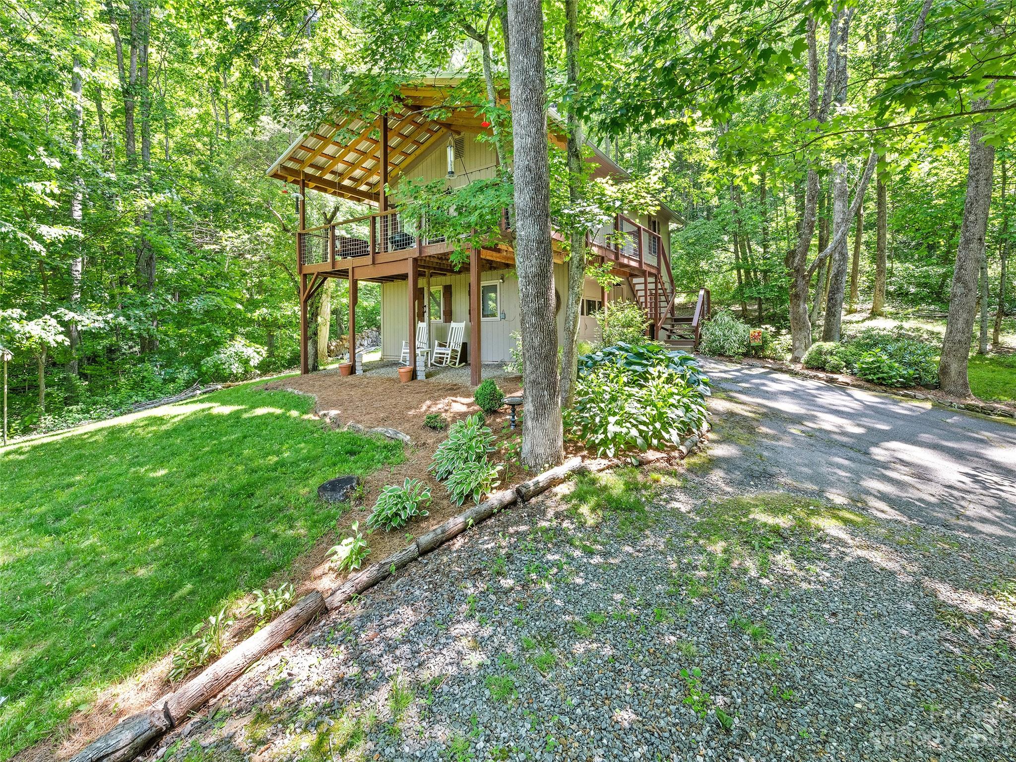 945 Brandywine Road Waynesville, NC 28786 - Photo 1 of 33 Gallery Image 1