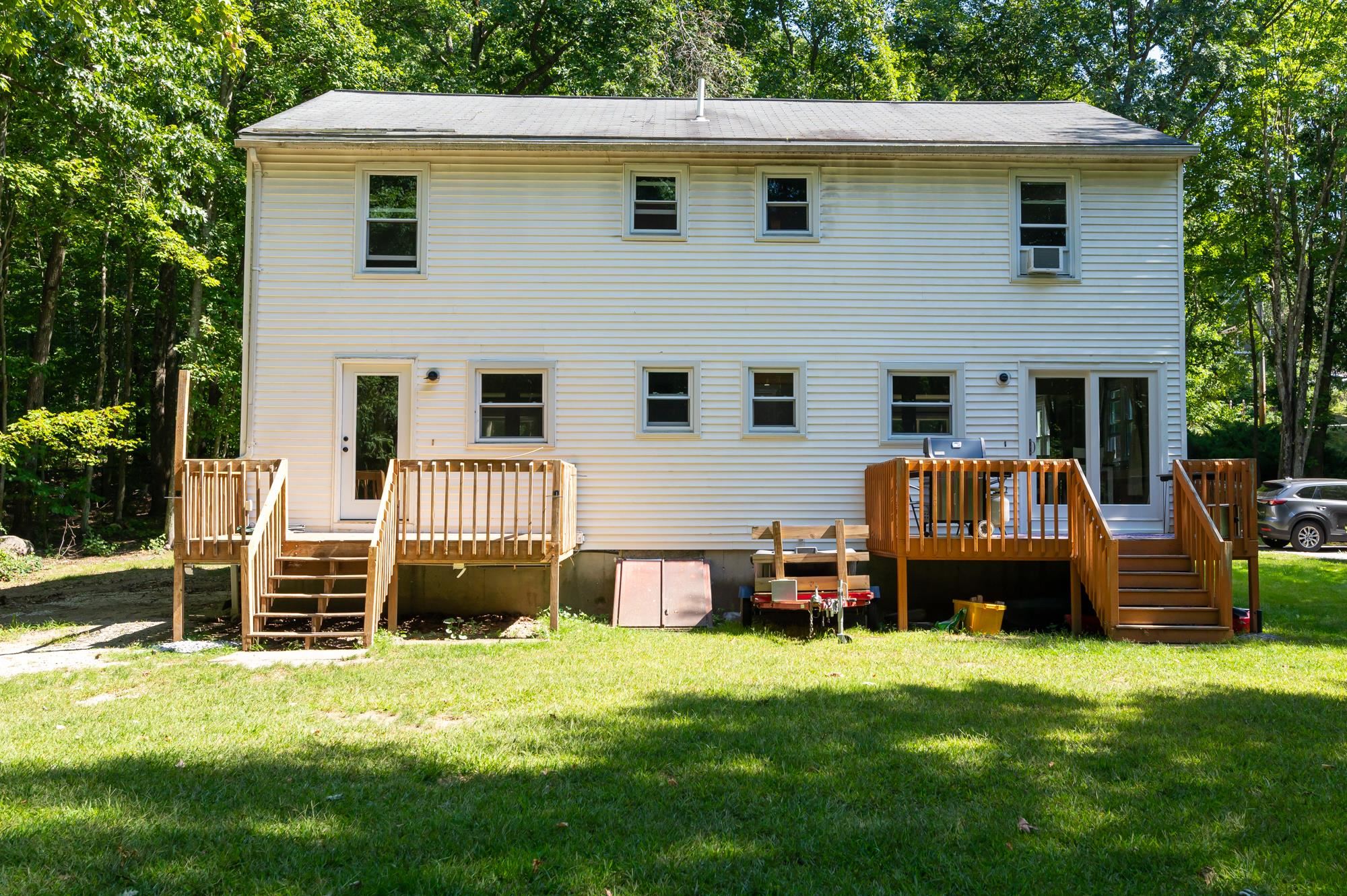 38 Emerald Drive, Unit B Derry, NH 03038 - Photo 19 of 30