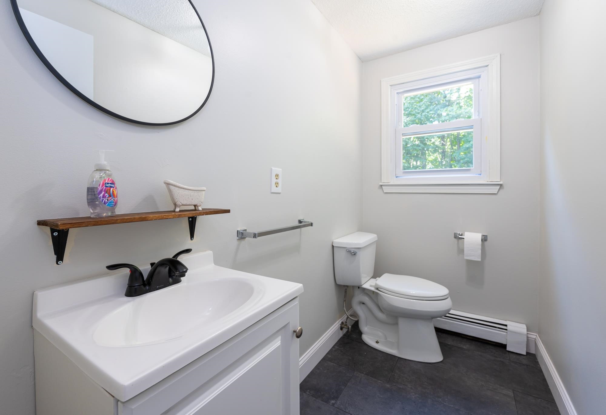 38 Emerald Drive, Unit B Derry, NH 03038 - Photo 9 of 30