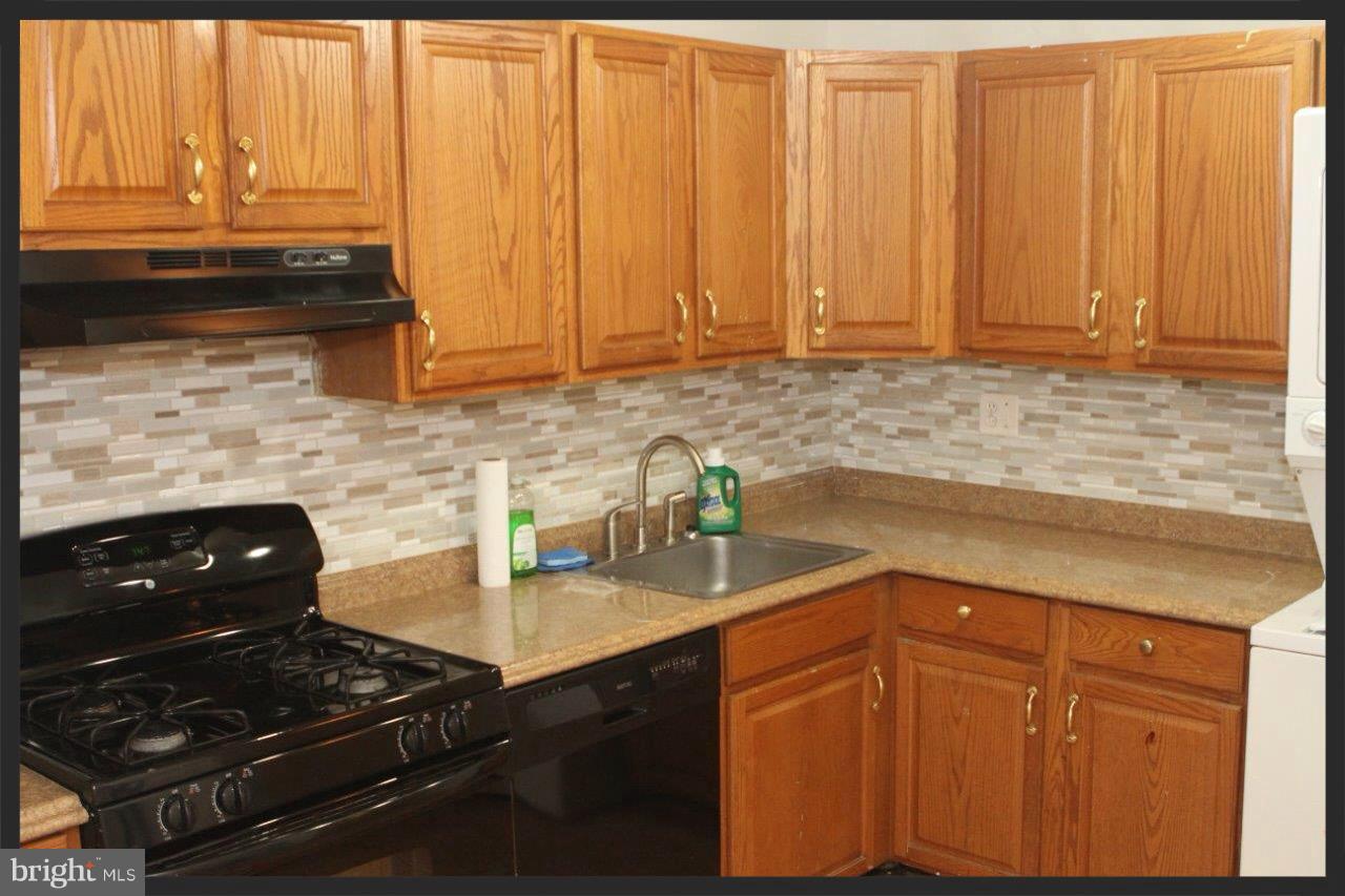 3315 Claridge Court Silver Spring, MD 20902 - Photo 4 of 7 Kitchen