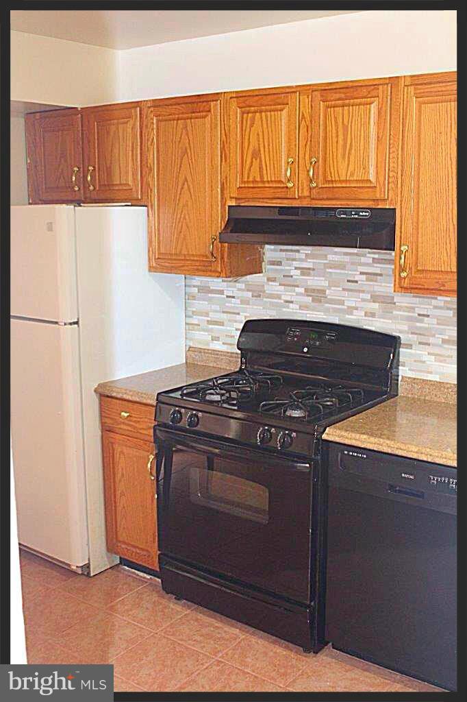 3315 Claridge Court Silver Spring, MD 20902 - Photo 5 of 7 Kitchen