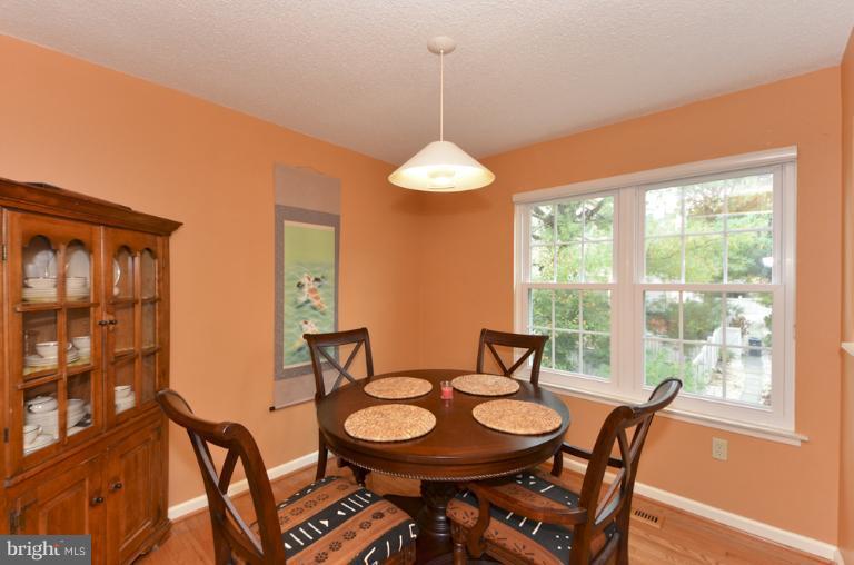 2450 Ridgehampton Court Reston, VA 20191 - Photo 19 of 24 Dining Room