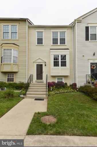 2450 Ridgehampton Court Reston, VA 20191 - Photo 8 of 24 Exterior (Front)