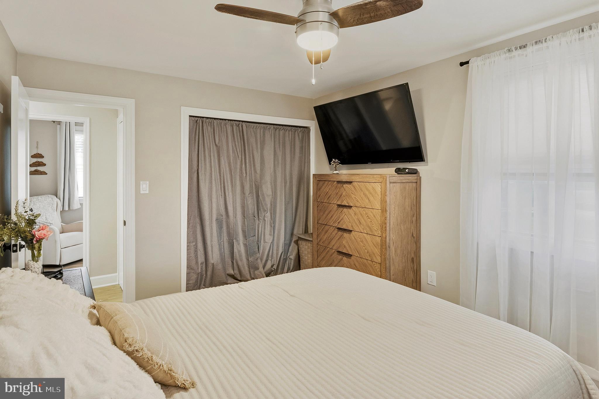1825 Maltravers Road Glen Burnie, MD 21060 - Photo 15 of 22 Primary Bedroom (alt view)
