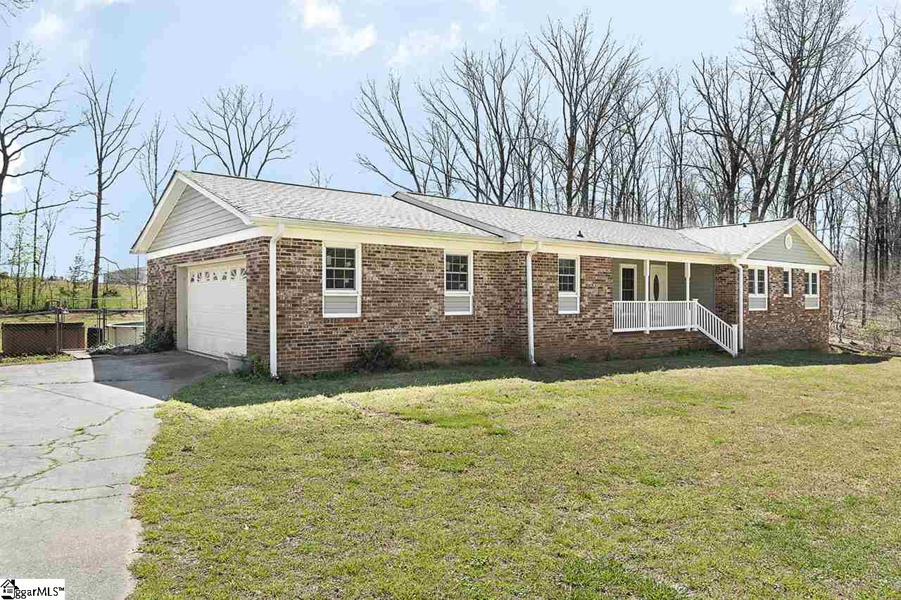 184 Mt Lebanon Church Road Greer, SC 29651 - Photo 2 of 36