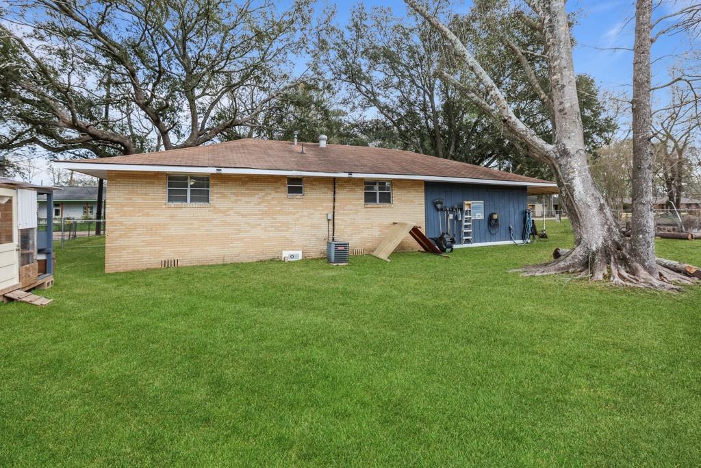 11155 Martin Road Gonzales, LA 70737 - Photo 16 of 18 Gallery Image 16
