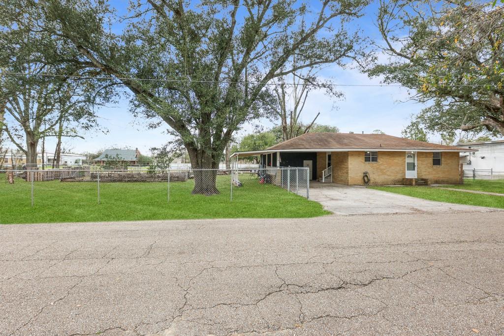 11155 Martin Road Gonzales, LA 70737 - Photo 2 of 18 Gallery Image 2