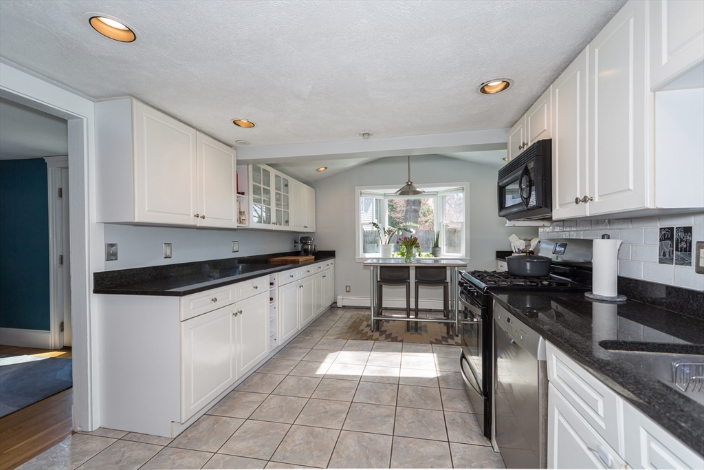 938 Webster Street Needham, MA 02492 - Photo 7 of 19 Gallery Image 7