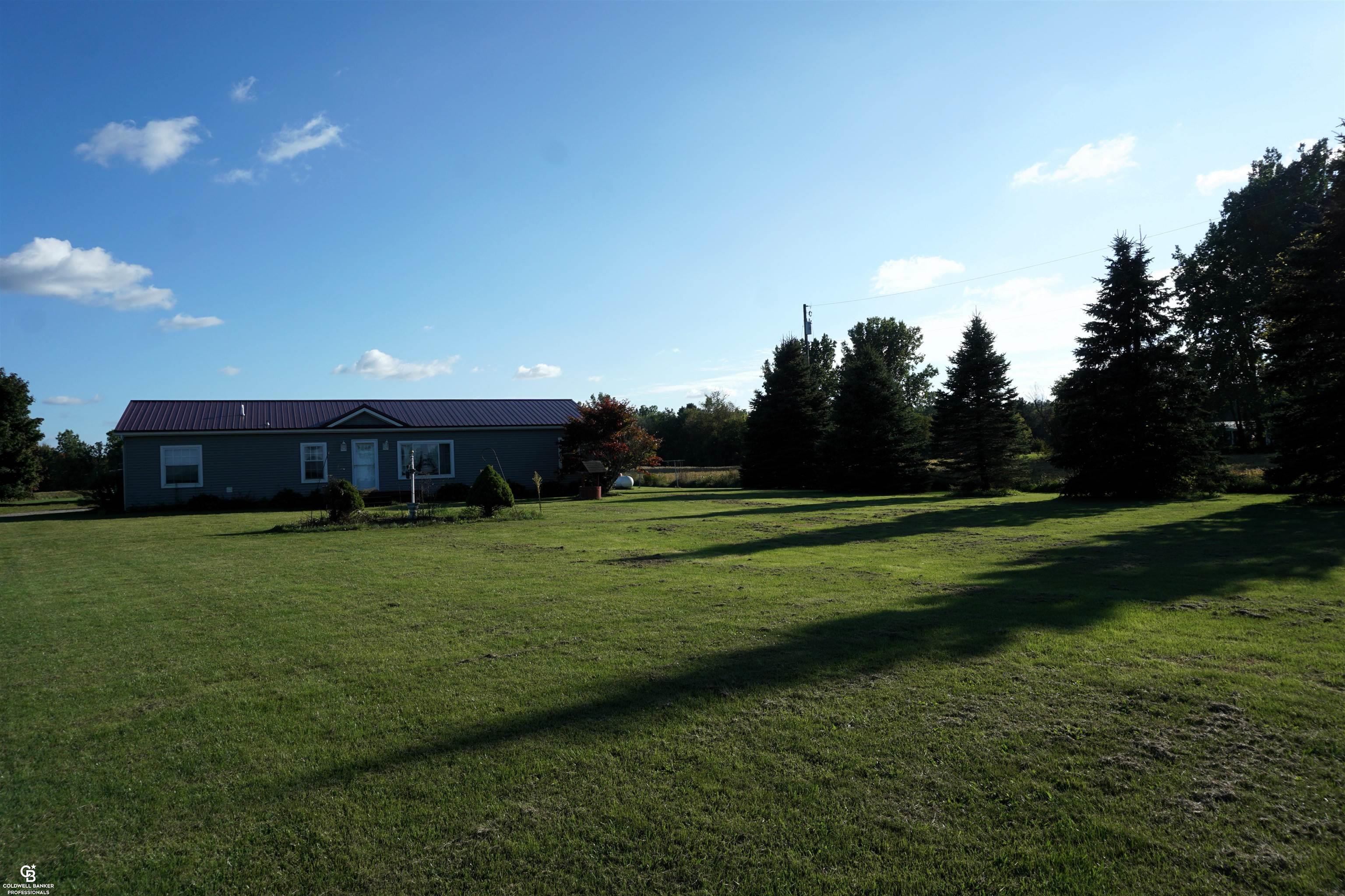3345 West Castle Road Fostoria, MI 48435 - Photo 21 of 23