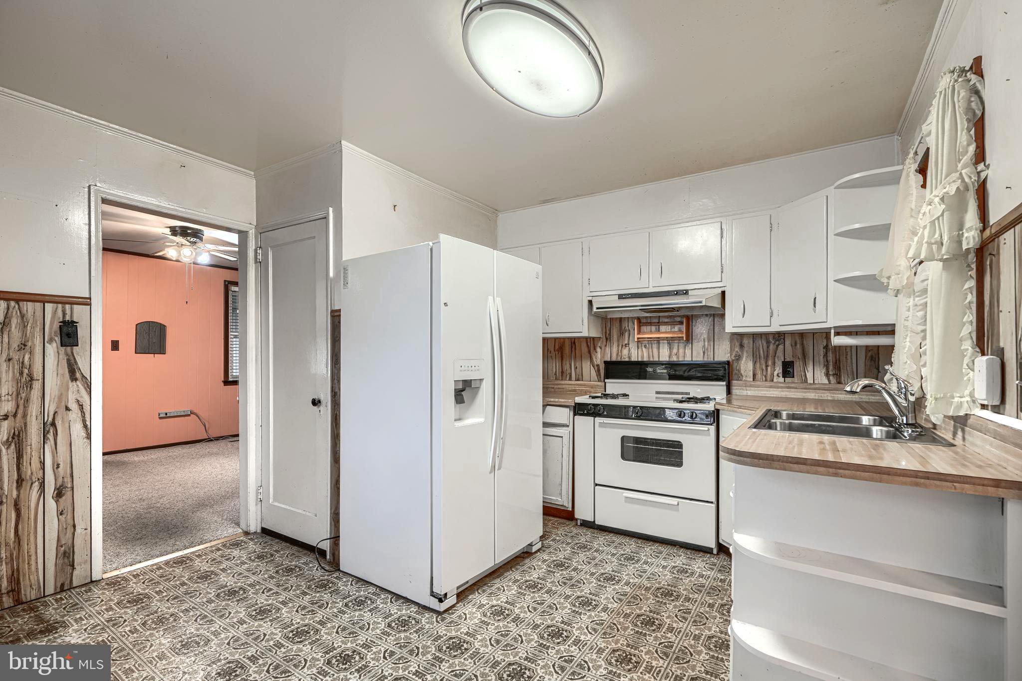 8206 Bullneck Road Baltimore, MD 21222 - Photo 10 of 33 Gallery Image 10