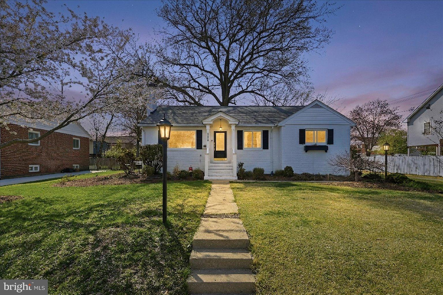 6020 Amherst Avenue Springfield, VA 22150 - Photo 1 of 56 Curb appeal!