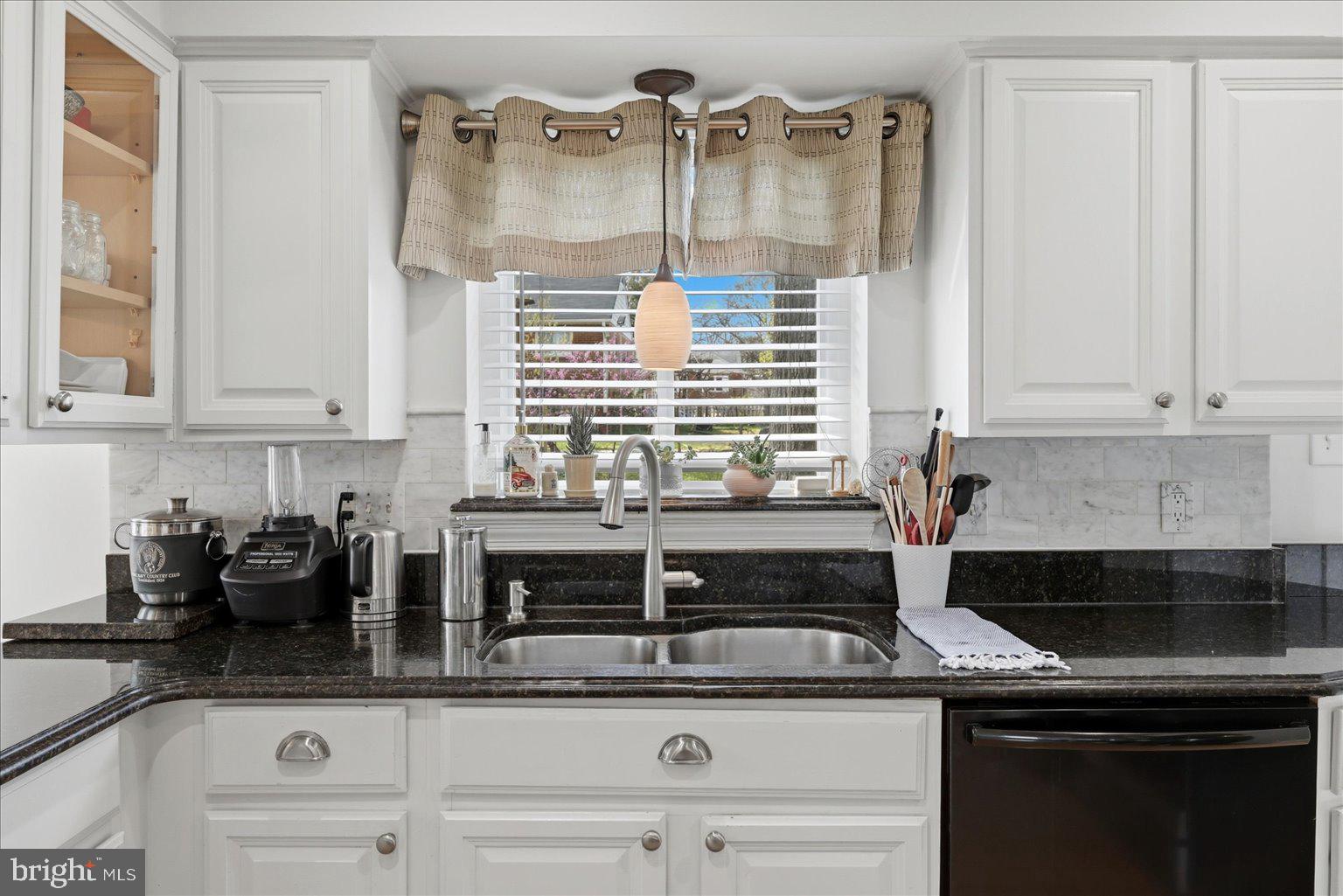 6020 Amherst Avenue Springfield, VA 22150 - Photo 14 of 56