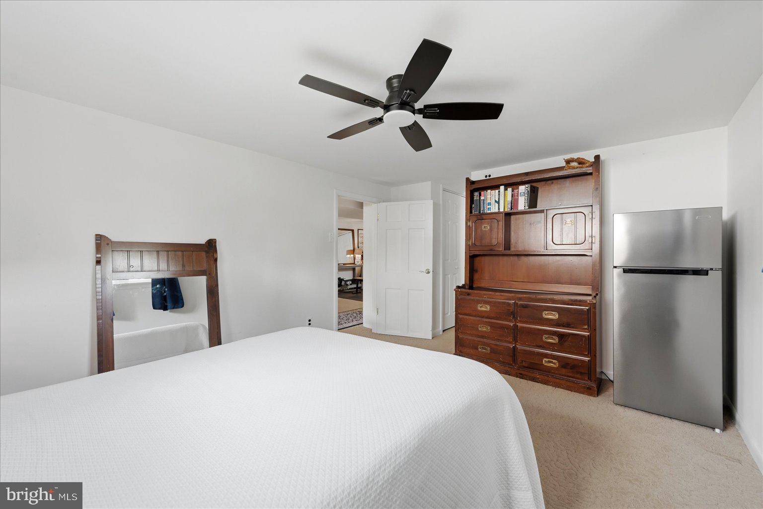 6020 Amherst Avenue Springfield, VA 22150 - Photo 27 of 56