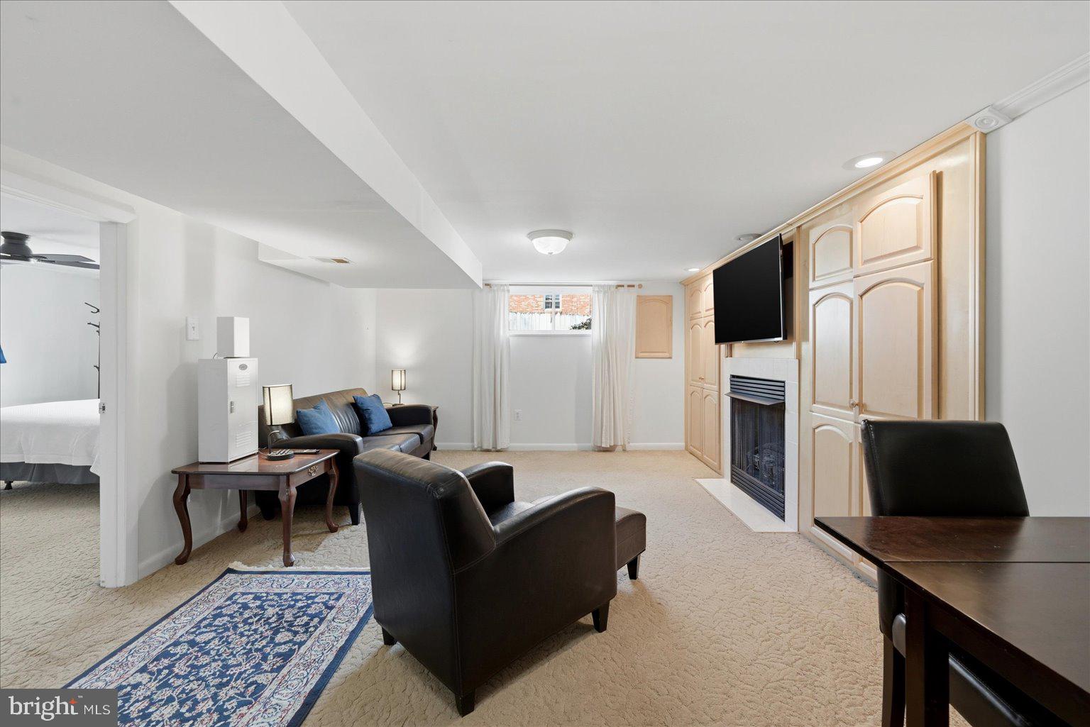 6020 Amherst Avenue Springfield, VA 22150 - Photo 30 of 56