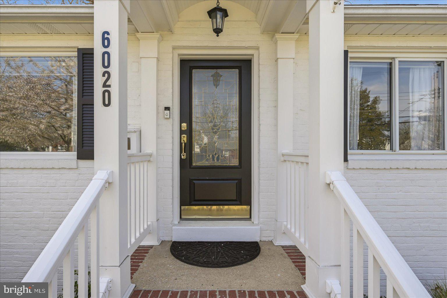6020 Amherst Avenue Springfield, VA 22150 - Photo 4 of 56 Beautiful front porch